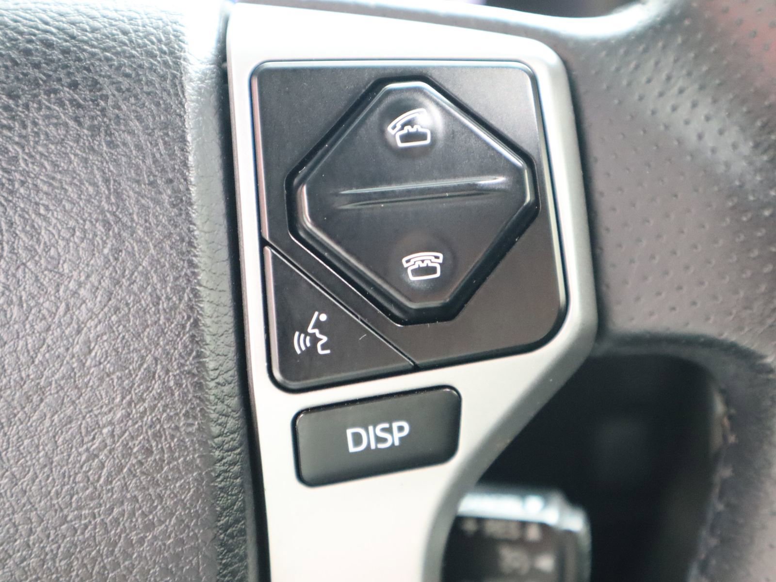 Used 2016 Toyota 4Runner Limited AWD/4WD image 35