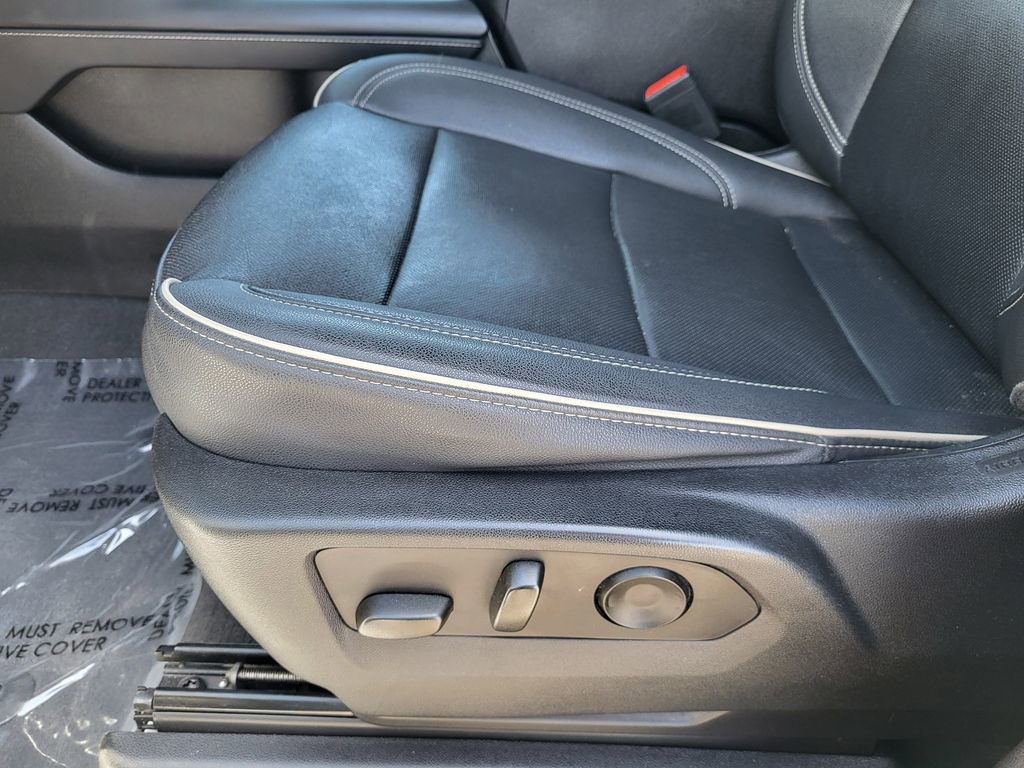 Used 2023 Chevrolet Tahoe Premier AWD/4WD image 19