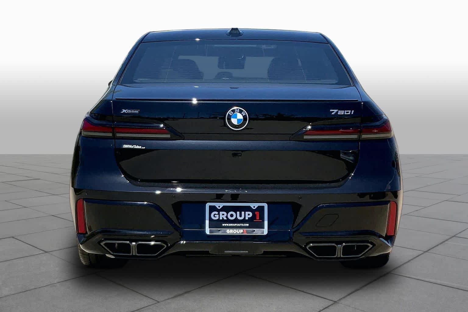 New 2026 BMW 760i xDrive w/ Luxury Rear Seating Package AWD/4WD image 4