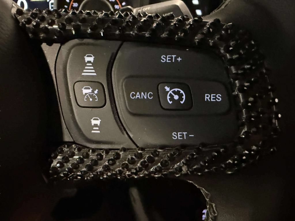 Used 2025 Jeep Wrangler Unlimited Rubicon w/ XTREMEE 35" Tire Package AWD/4WD image 43
