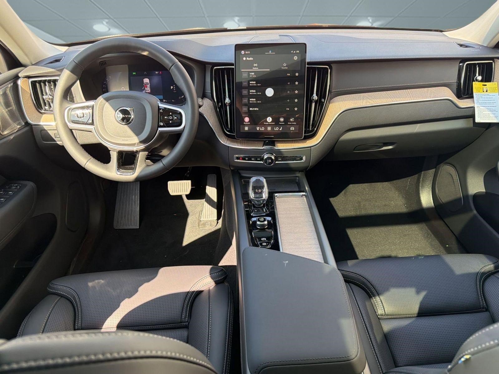 New 2026 Volvo XC60 B5 Ultra w/ Climate Package AWD/4WD image 16