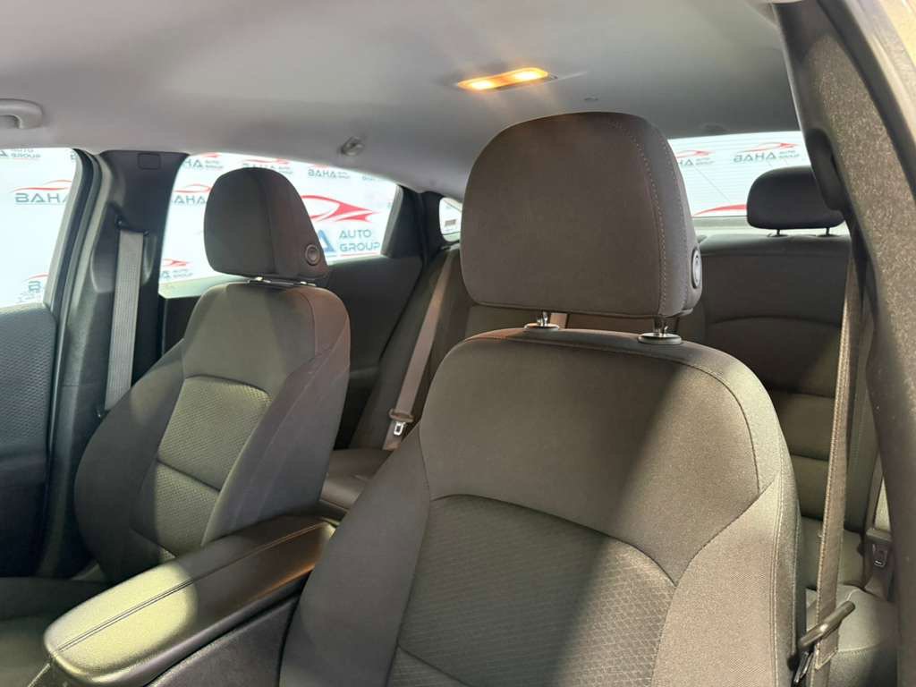 Used 2025 Chevrolet Malibu LT FWD image 29