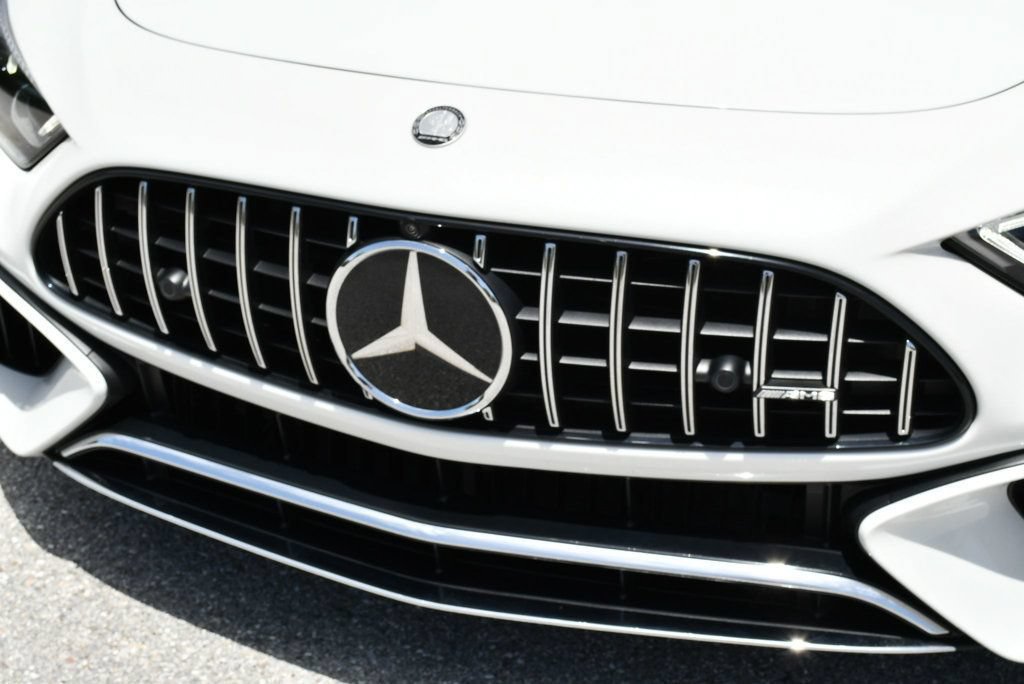 Used 2024 Mercedes-Benz SL 55 AMG 4MATIC image 57