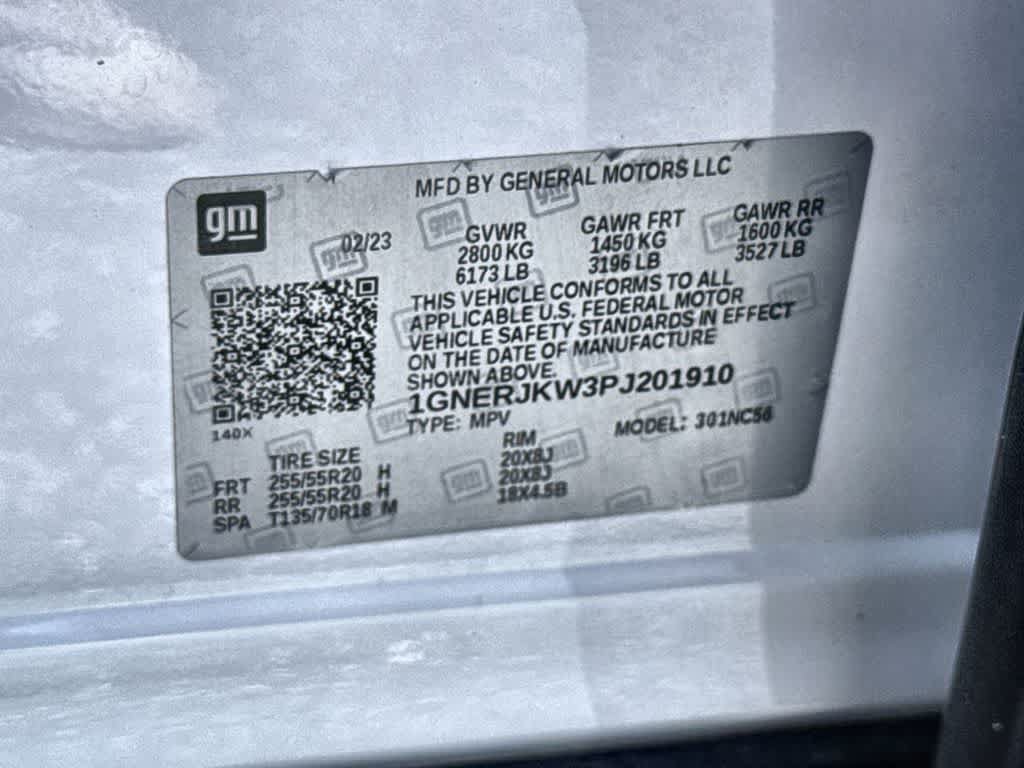 Used 2023 Chevrolet Traverse RS FWD image 29