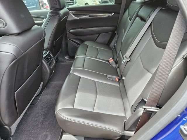 Used 2024 Cadillac XT5 Sportv w/ Technology Package AWD/4WD image 6