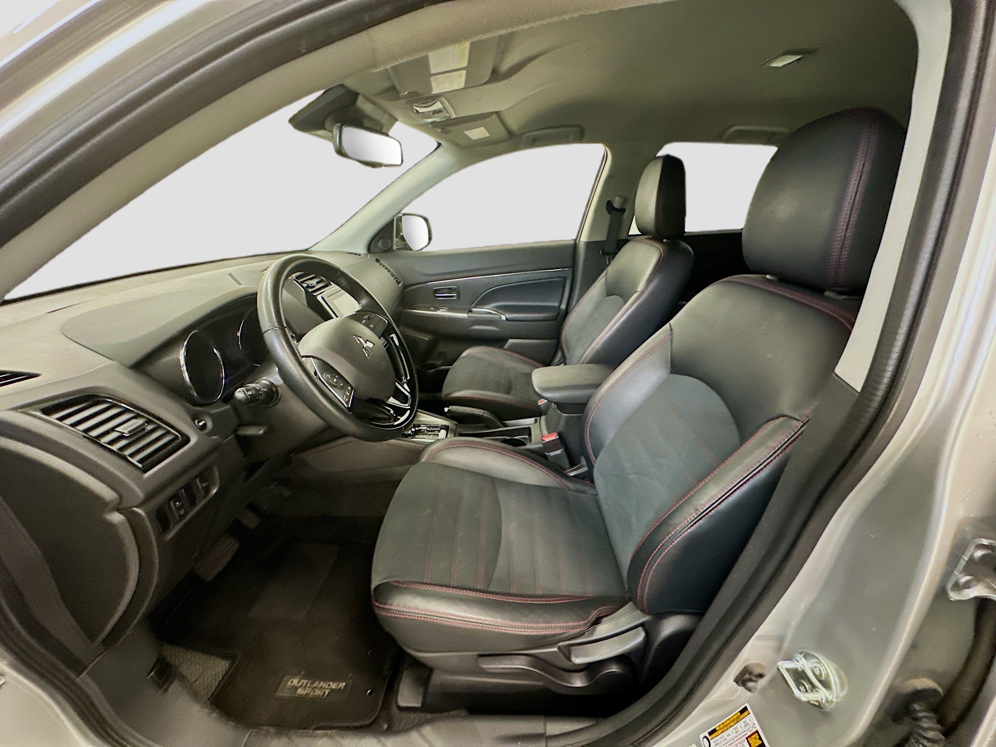 Used 2024 Mitsubishi Outlander Sport AWD image 13