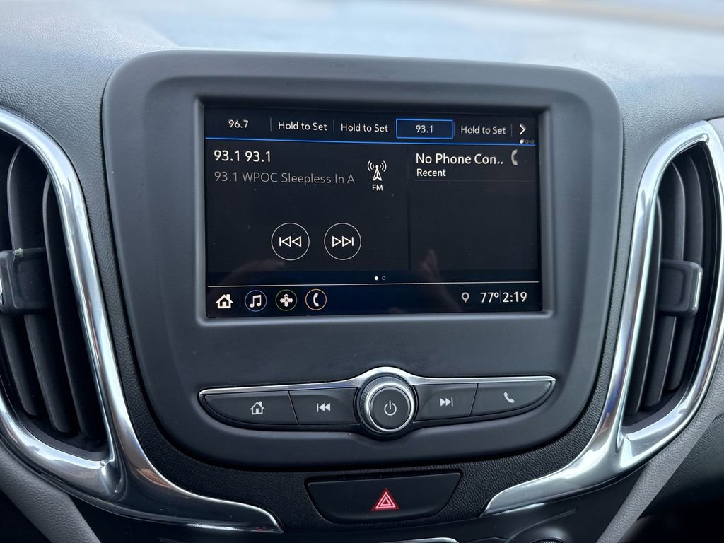 Used 2019 Chevrolet Equinox LS image 12