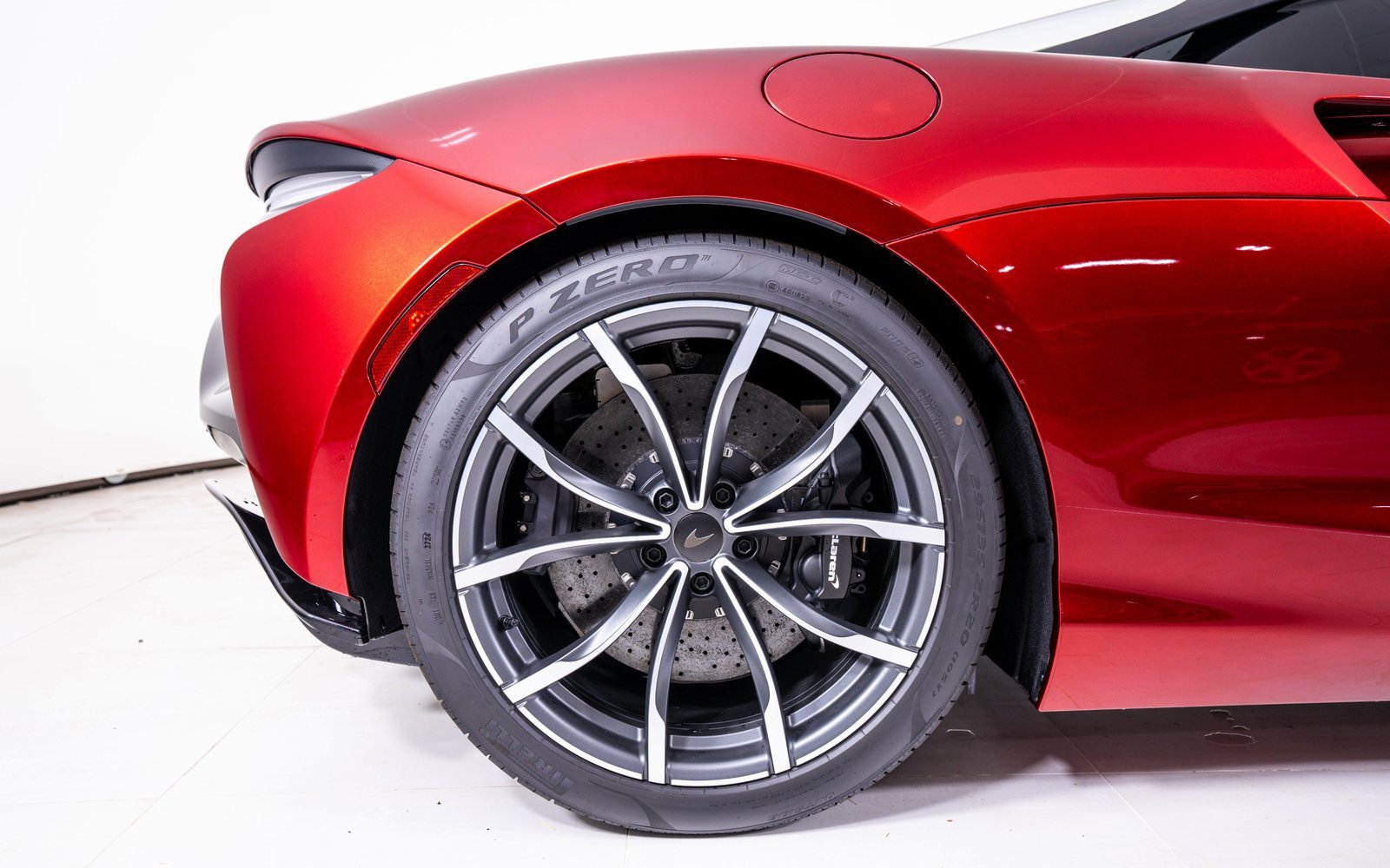 New 2025 McLaren Artura Spider image 17