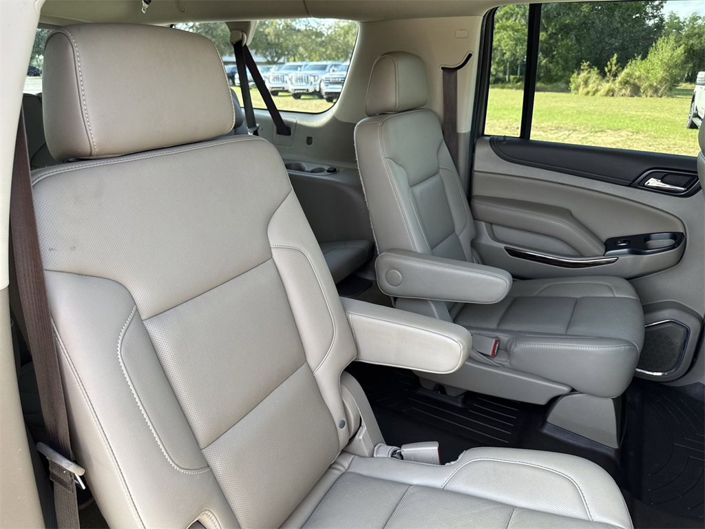 Certified 2018 GMC Yukon XL SLT w/ Premium Edition image 32