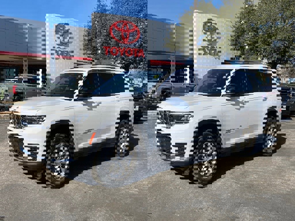 Used 2022 Jeep Grand Cherokee L Laredo w/ Luxury Tech Group I video 1