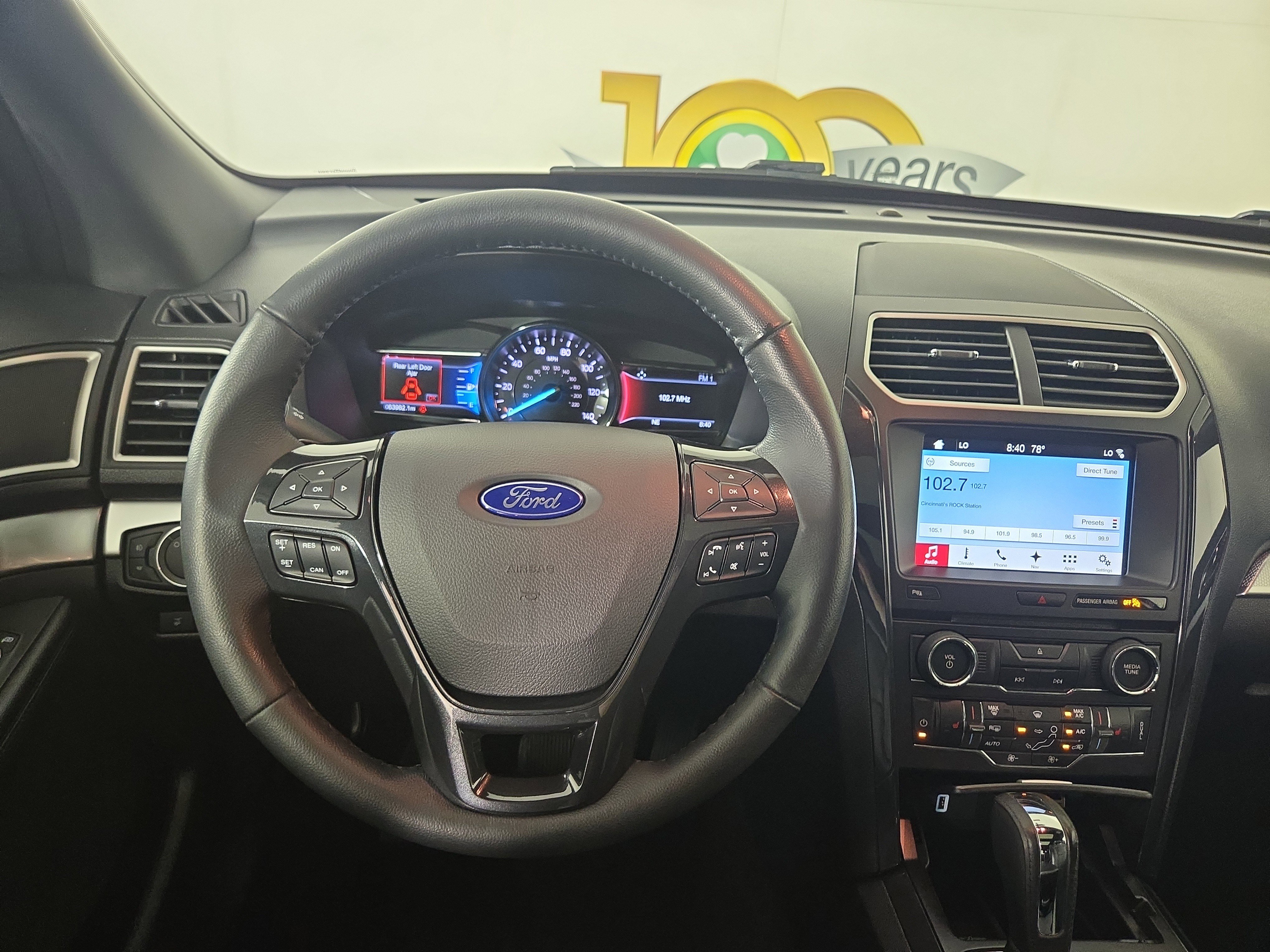 Used 2017 Ford Explorer XLT w/ Equipment Group 202A AWD/4WD image 15