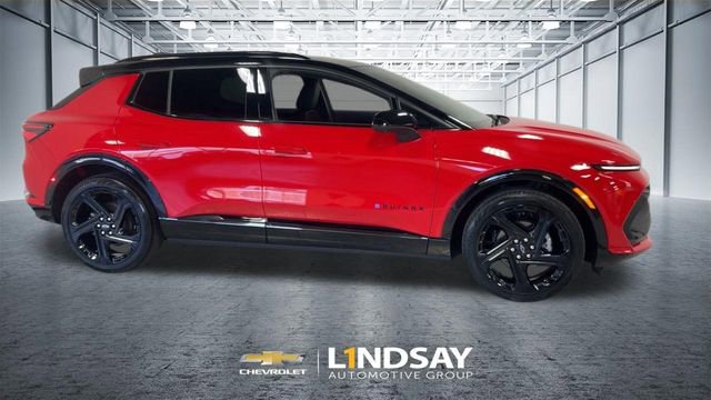 Used 2024 Chevrolet Equinox EV RS image 2
