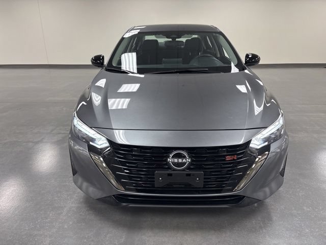 Used 2024 Nissan Sentra SR FWD image 2