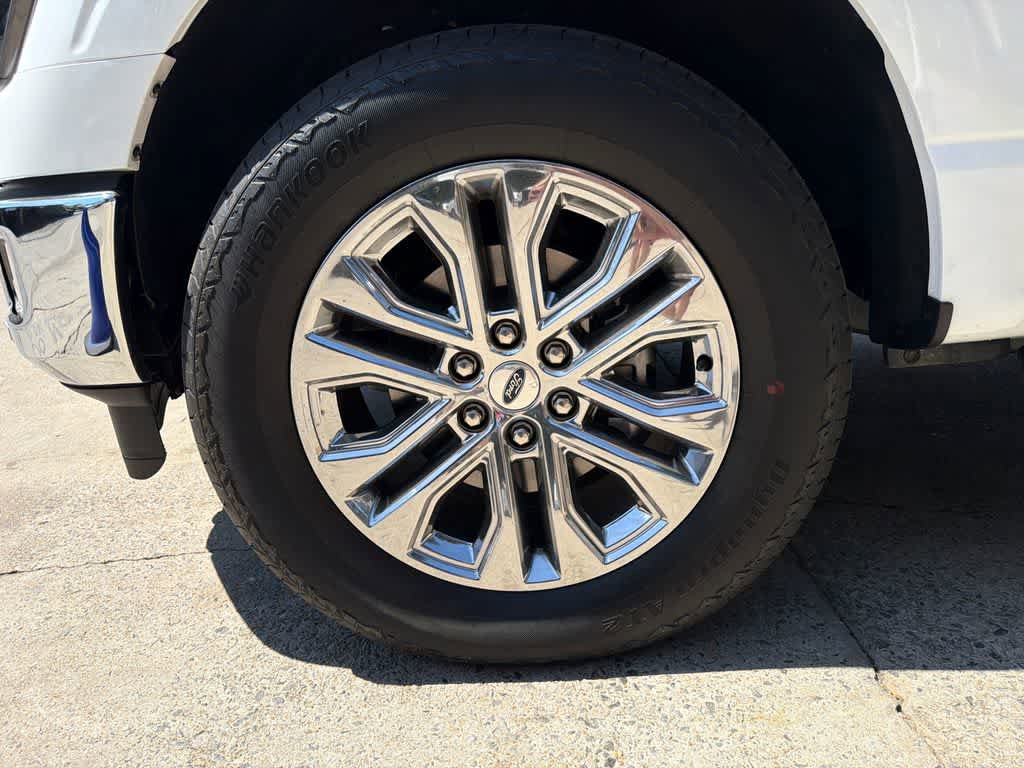 Used 2024 Ford F150 Lariat w/ FX4 Off-Road Package image 9
