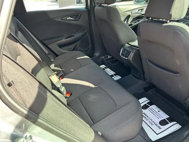 Used 2023 Chevrolet Malibu LT FWD image 28