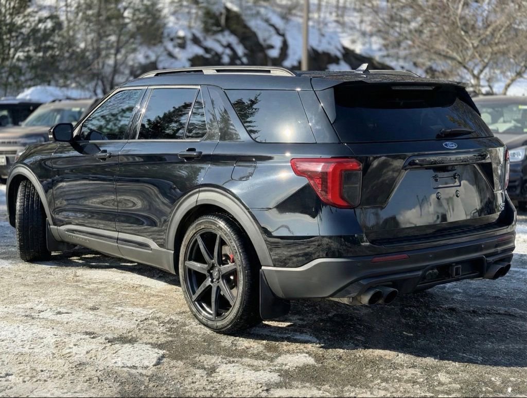 Used 2023 Ford Explorer ST w/ Equipment Group 401A image 3