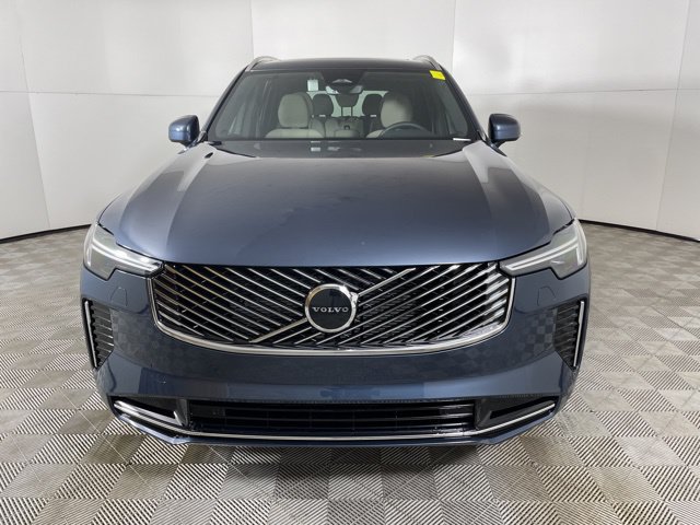 New 2025 Volvo XC90 B6 Core w/ Protection Package Premier AWD/4WD image 3