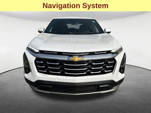 Used 2025 Chevrolet Equinox LT w/ Safety and Technology Package image 4