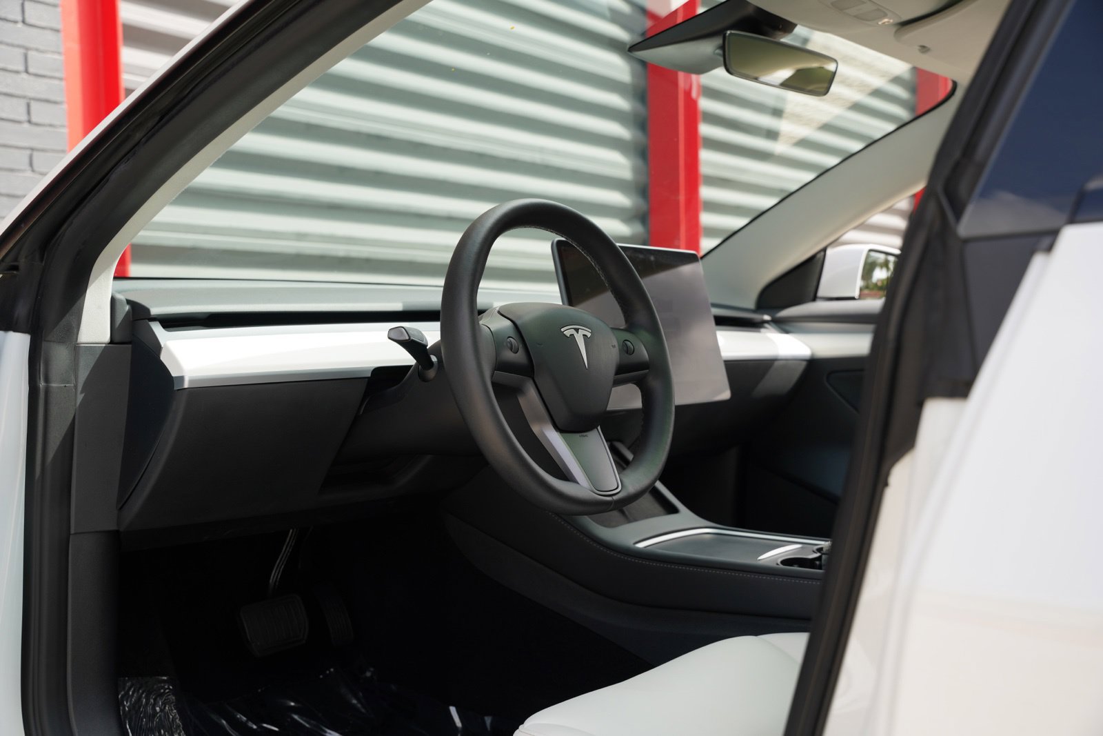 Used 2023 Tesla Model 3 Standard Range RWD image 14