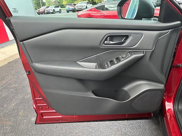 New 2026 Nissan Rogue S image 17