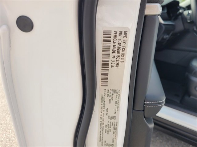 New 2025 Jeep Grand Cherokee Limited image 19