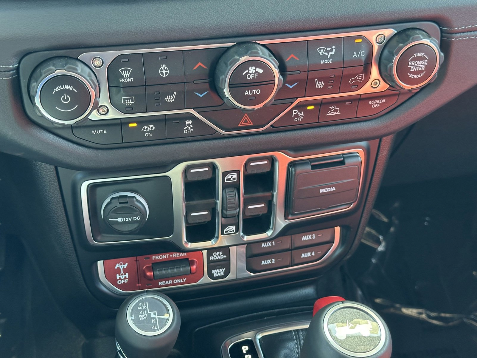 New 2024 Jeep Wrangler Unlimited Rubicon 392 AWD/4WD image 22