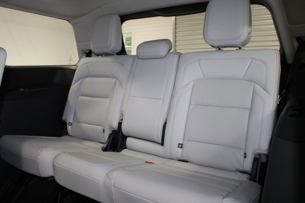 New 2026 Lincoln Navigator Reserve AWD/4WD image 28
