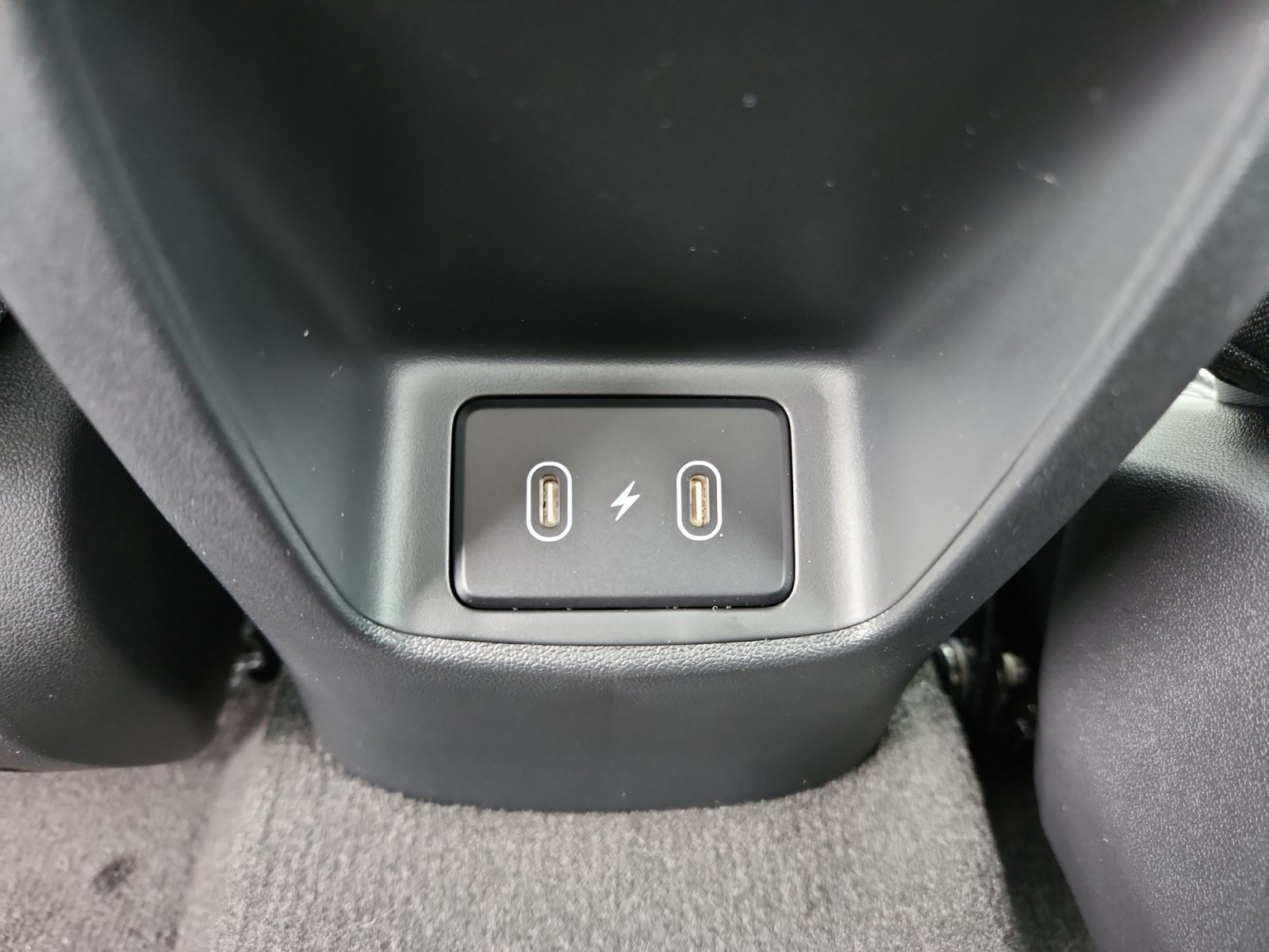 New 2026 Hyundai Elantra Limited FWD image 32
