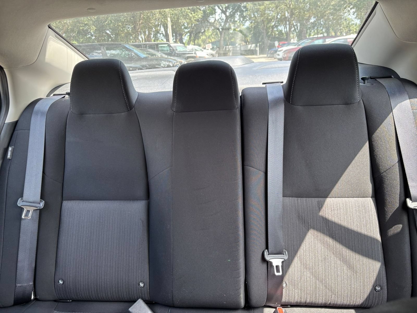 Used 2025 Nissan Sentra SV FWD image 35