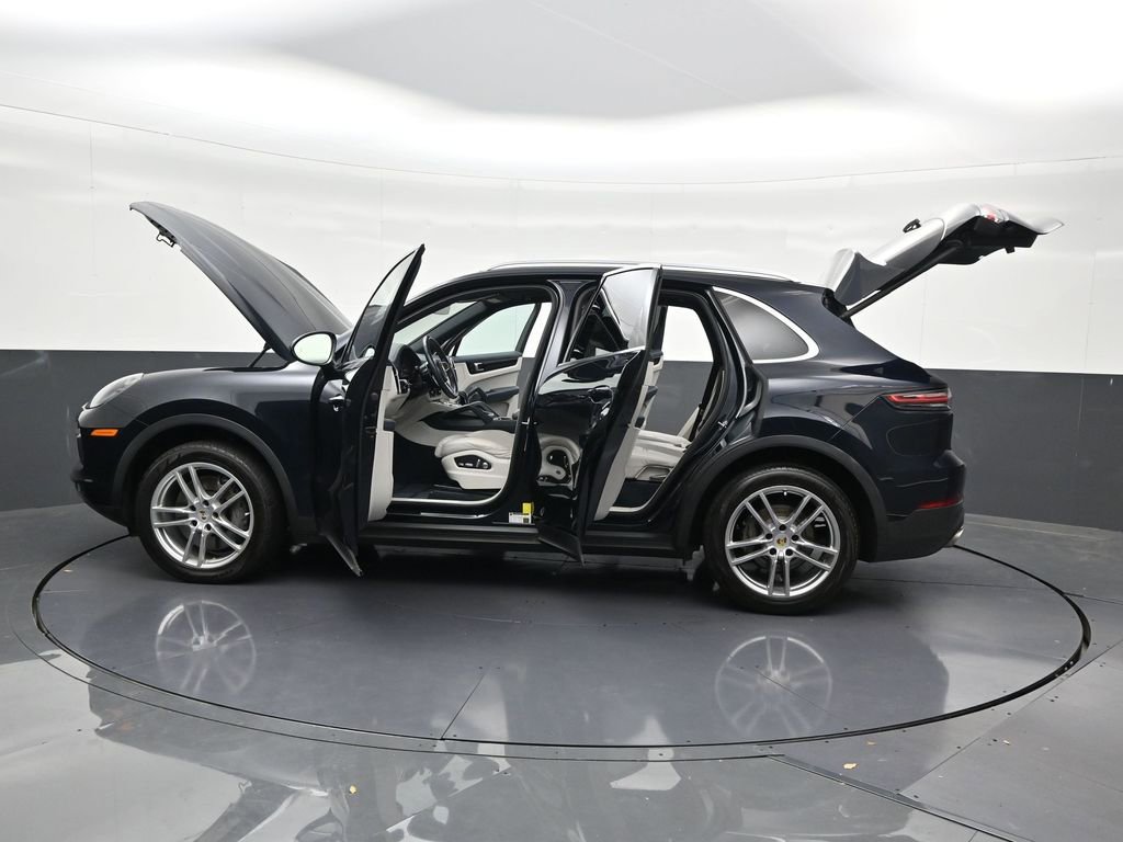 Used 2019 Porsche Cayenne S AWD/4WD image 32