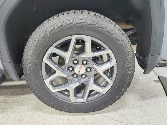 Used 2025 GMC Sierra 1500 SLT w/ SLT Premium Package AWD/4WD image 19