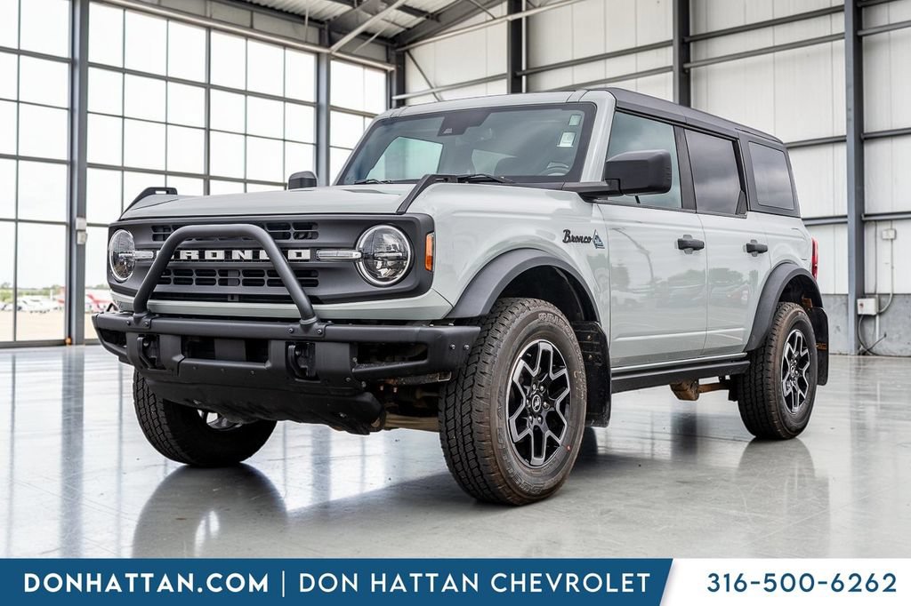Used 2022 Ford Bronco Black Diamond AWD/4WD image 1