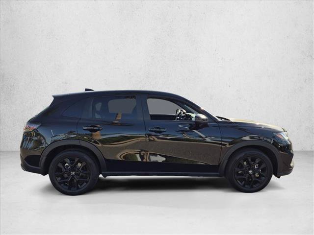 Used 2025 Honda HR-V Sport image 4