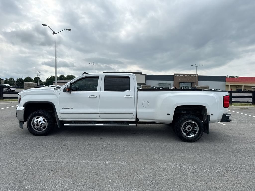 Used 2018 GMC Sierra 3500 SLT w/ Duramax Plus Package AWD/4WD image 3