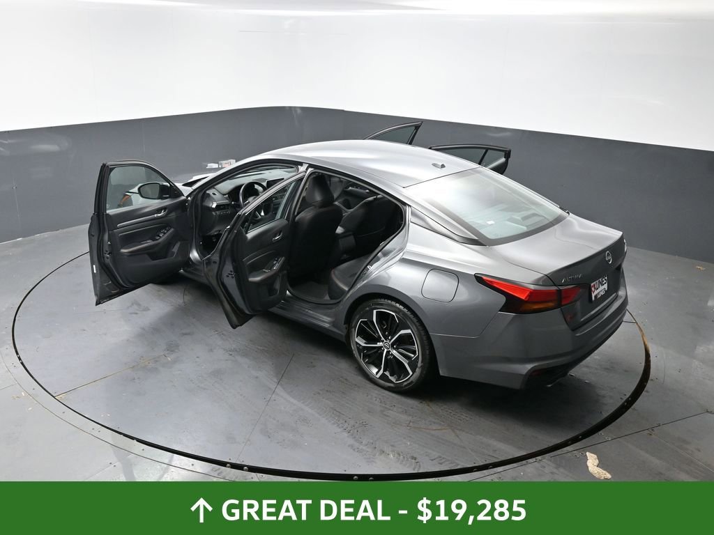 Used 2024 Nissan Altima 2.5 SR image 61