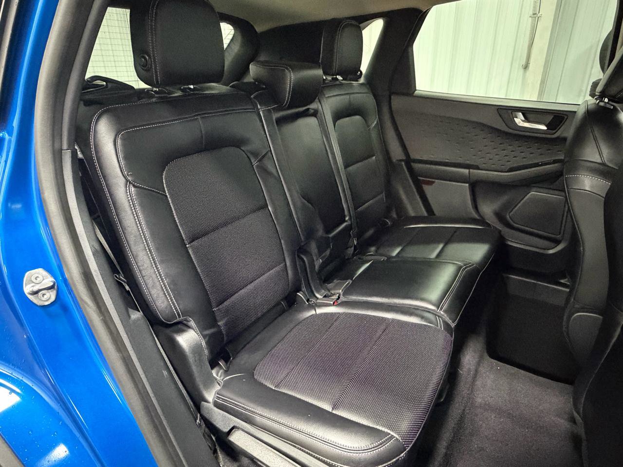 Used 2020 Ford Escape SEL image 31