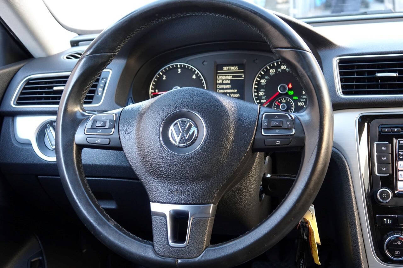 Used 2012 Volkswagen Passat TDI SE FWD image 74