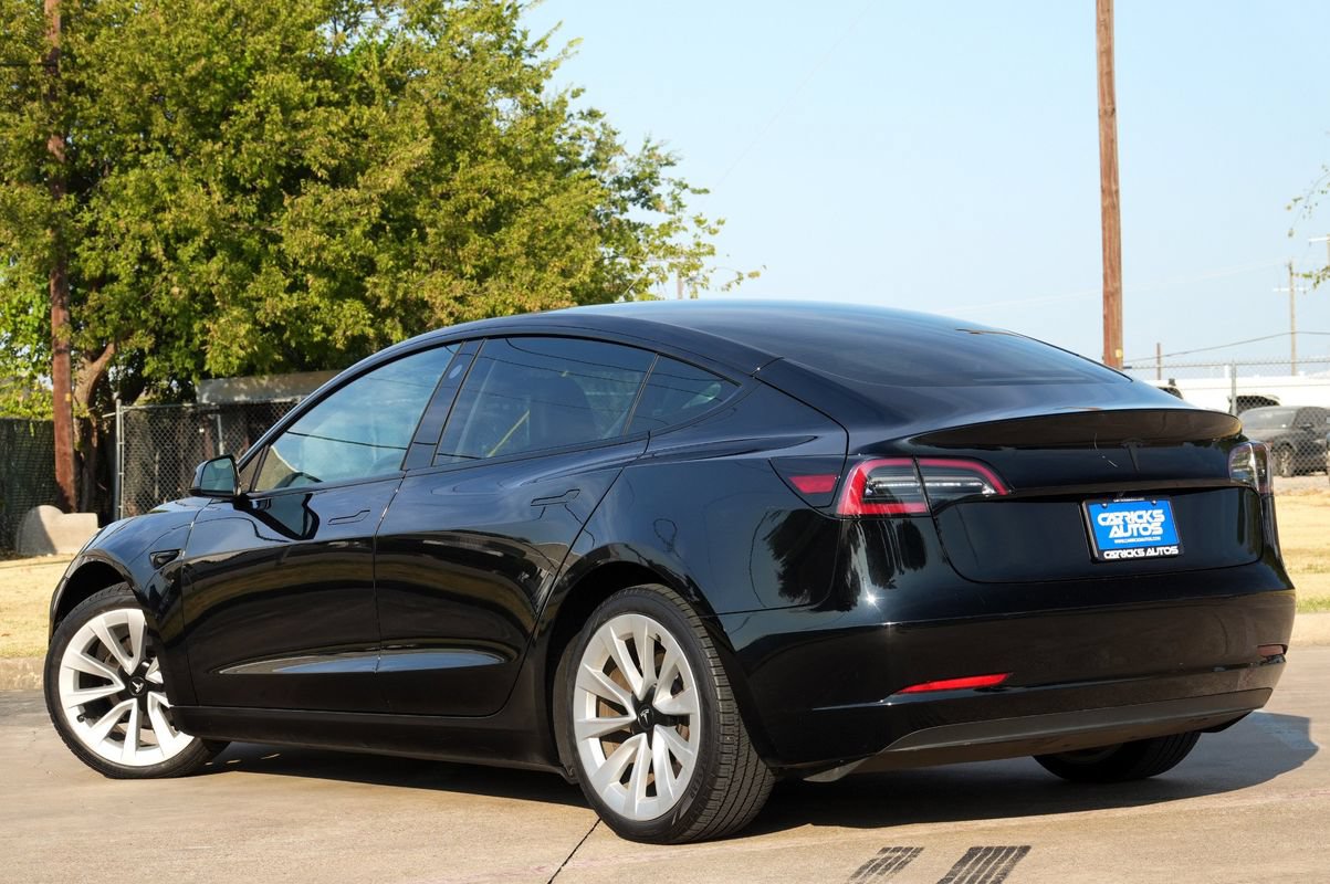 Used 2023 Tesla Model 3 Standard Range RWD image 4