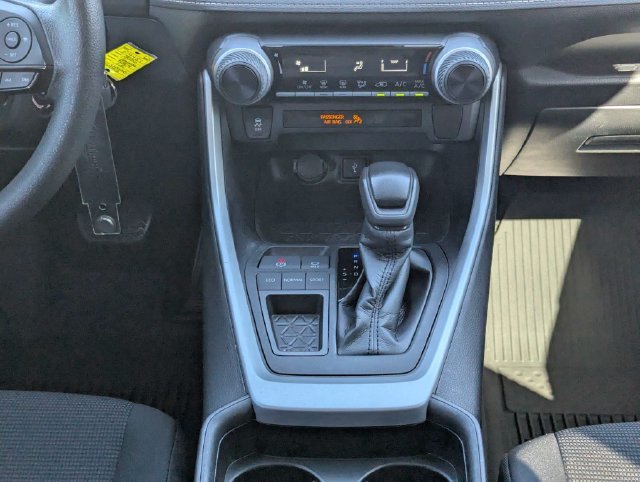 Certified 2020 Toyota RAV4 LE FWD image 20