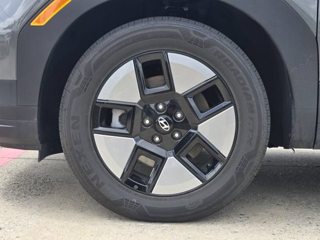 Certified 2026 Hyundai Santa Fe SE FWD image 11