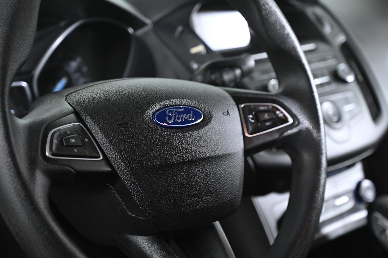 Used 2015 Ford Focus S image 10