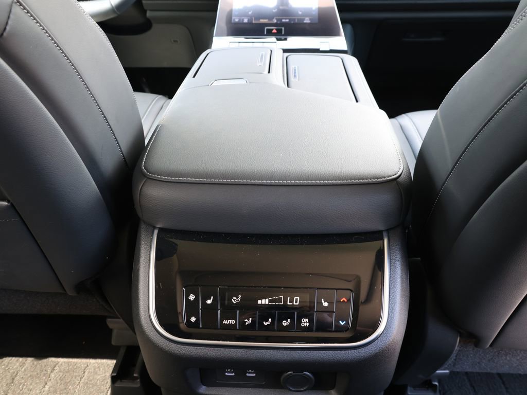 Certified 2025 INFINITI QX80 Pure image 29