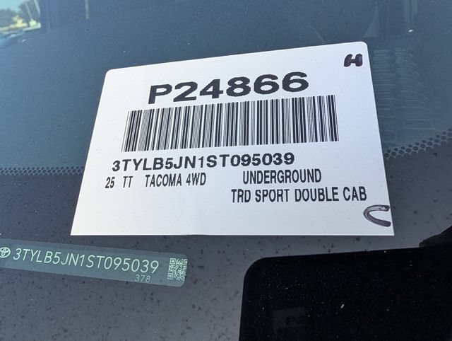 Used 2025 Toyota Tacoma TRD Sport AWD/4WD image 35