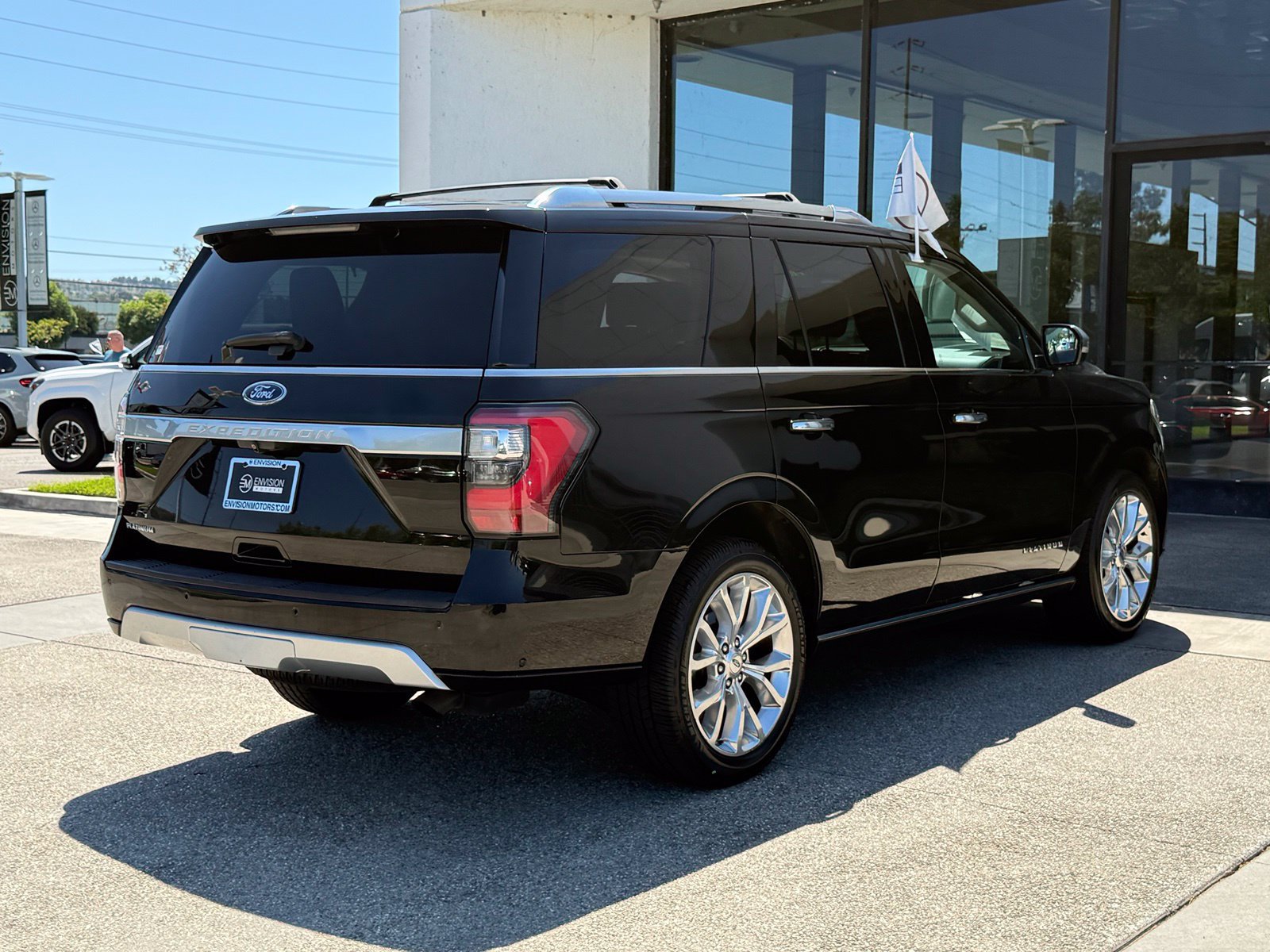 Used 2019 Ford Expedition Platinum RWD image 15