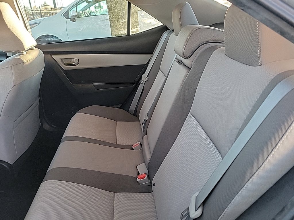 Used 2017 Toyota Corolla LE FWD image 12
