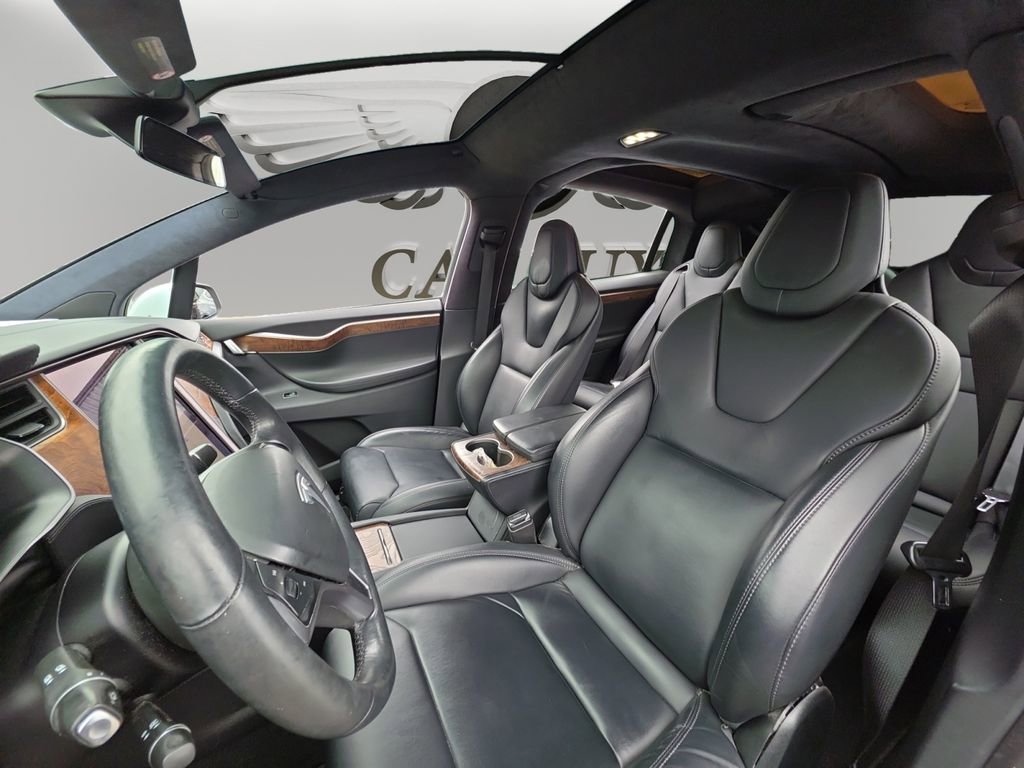 Used 2019 Tesla Model X Long Range image 10
