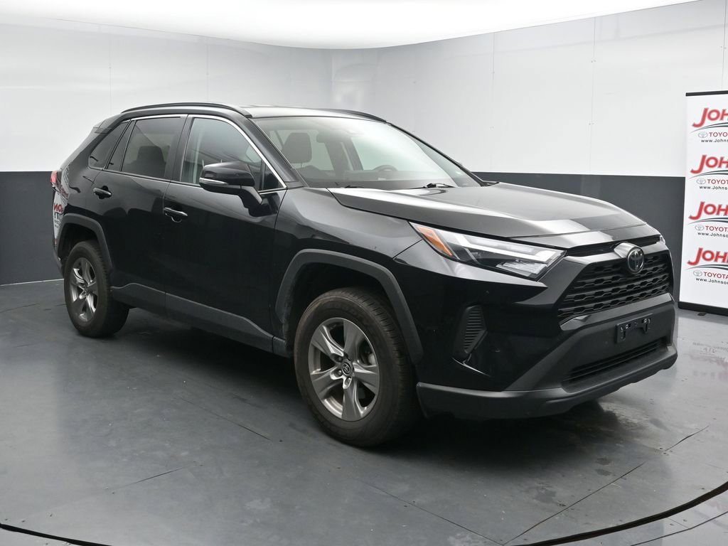 Used 2024 Toyota RAV4 XLE image 2