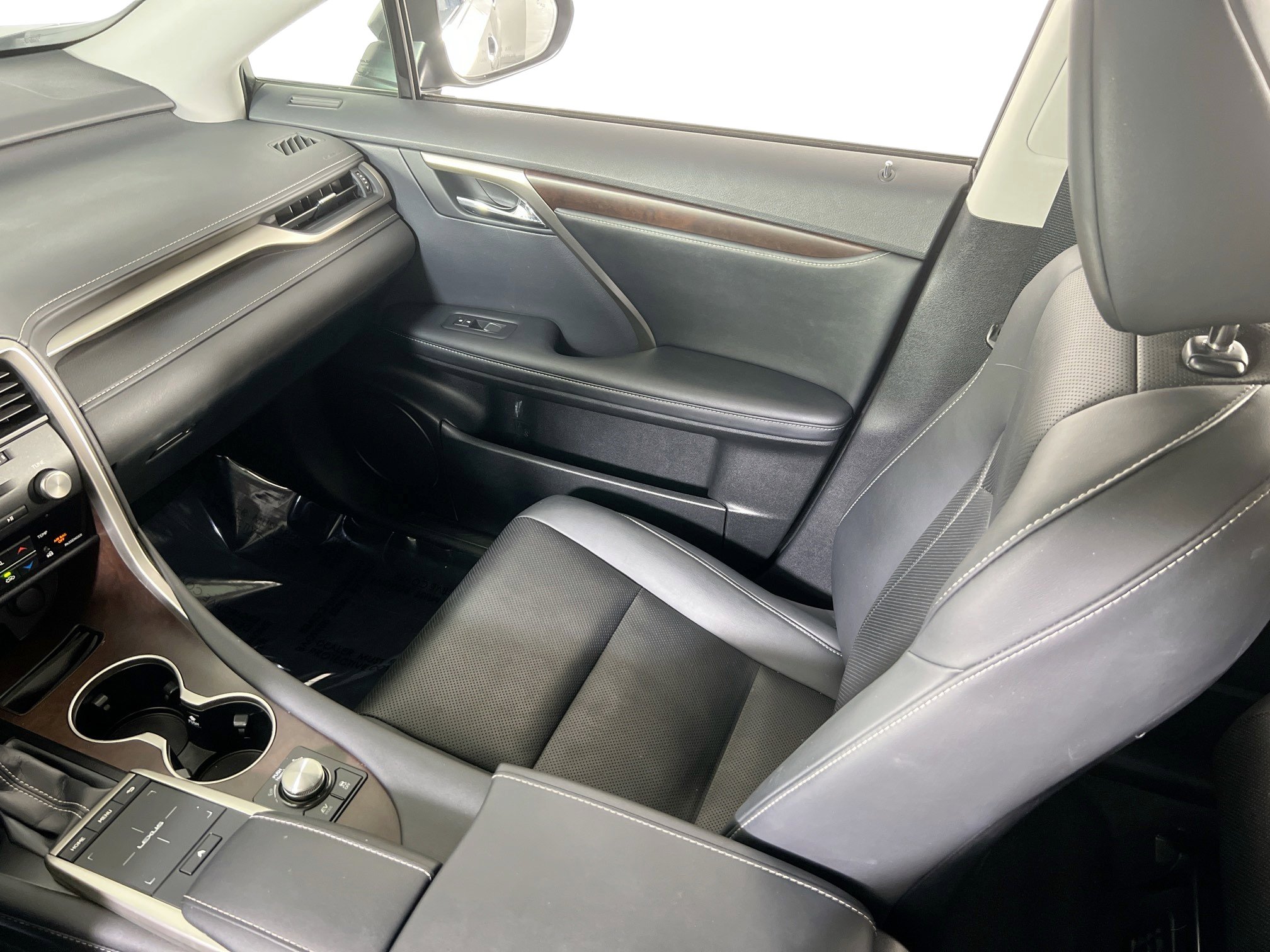 Used 2022 Lexus RX 450h AWD w/ Premium Package image 23