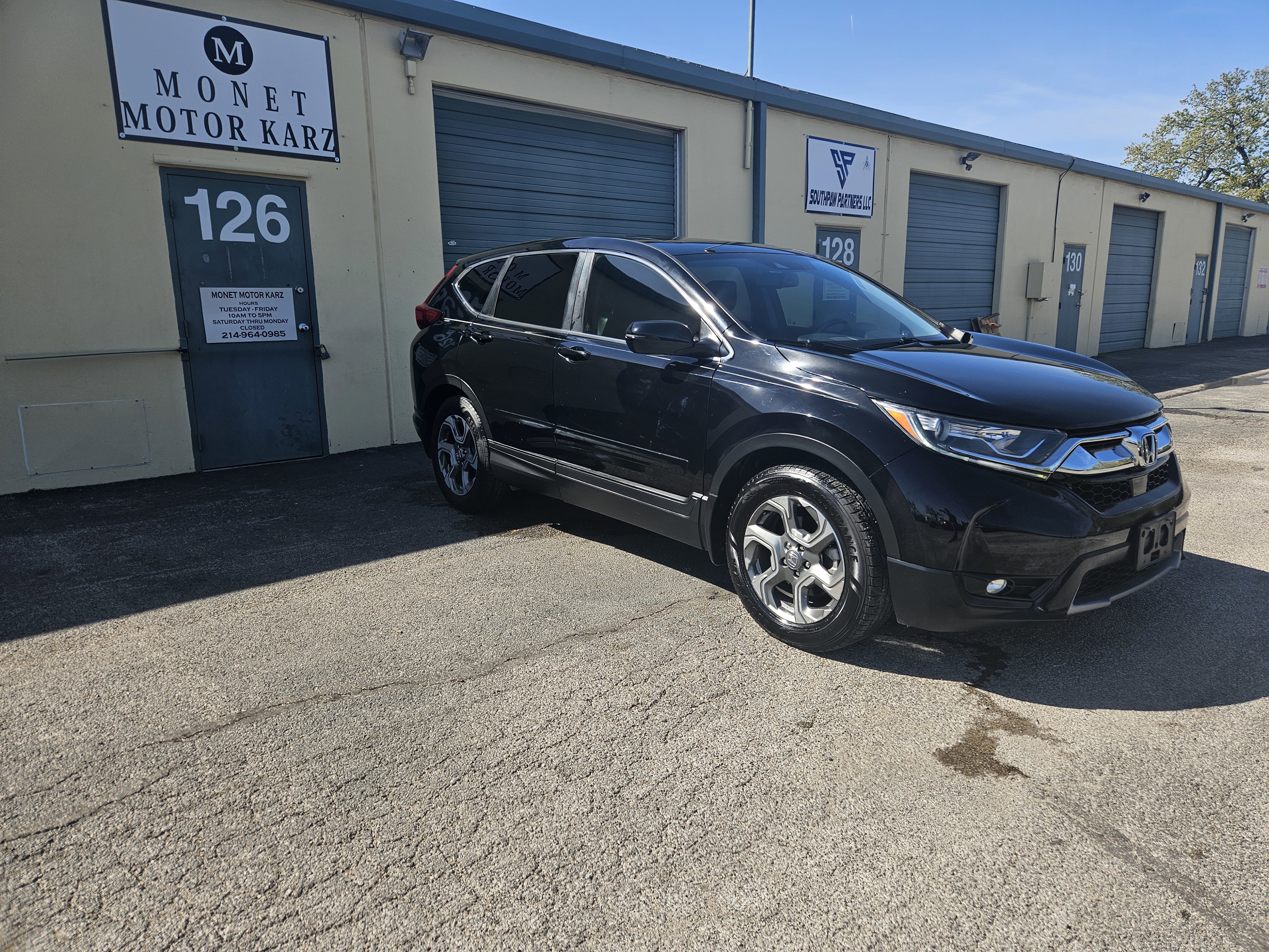Used 2017 Honda CR-V EX-L image 2