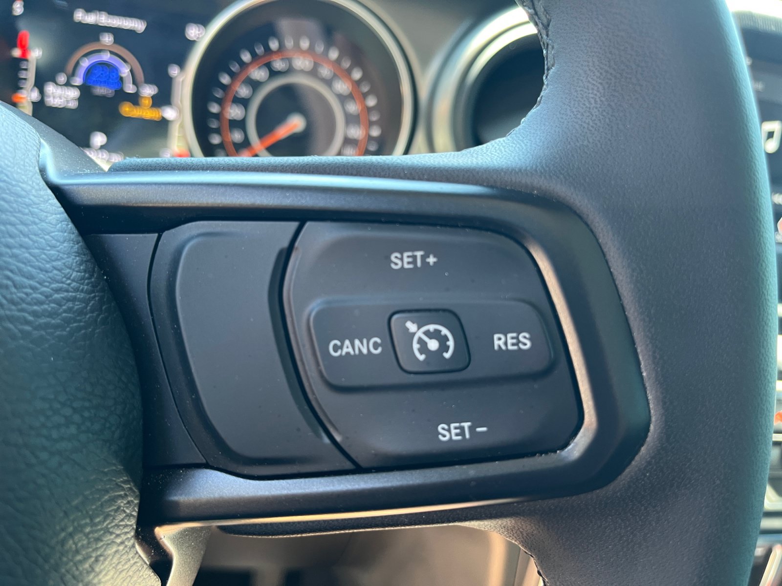 Used 2023 Jeep Wrangler Sport AWD/4WD image 18